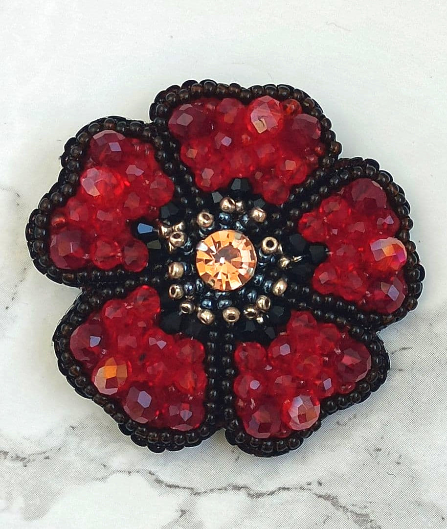 Brooch 