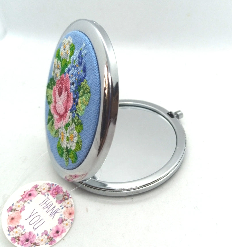 Make-up mirror