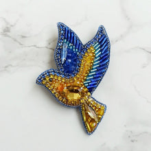 Load image into Gallery viewer, Brooch &quot;Swallow&quot;
