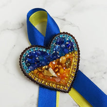 Load image into Gallery viewer, Brooch &quot;Heart&quot;
