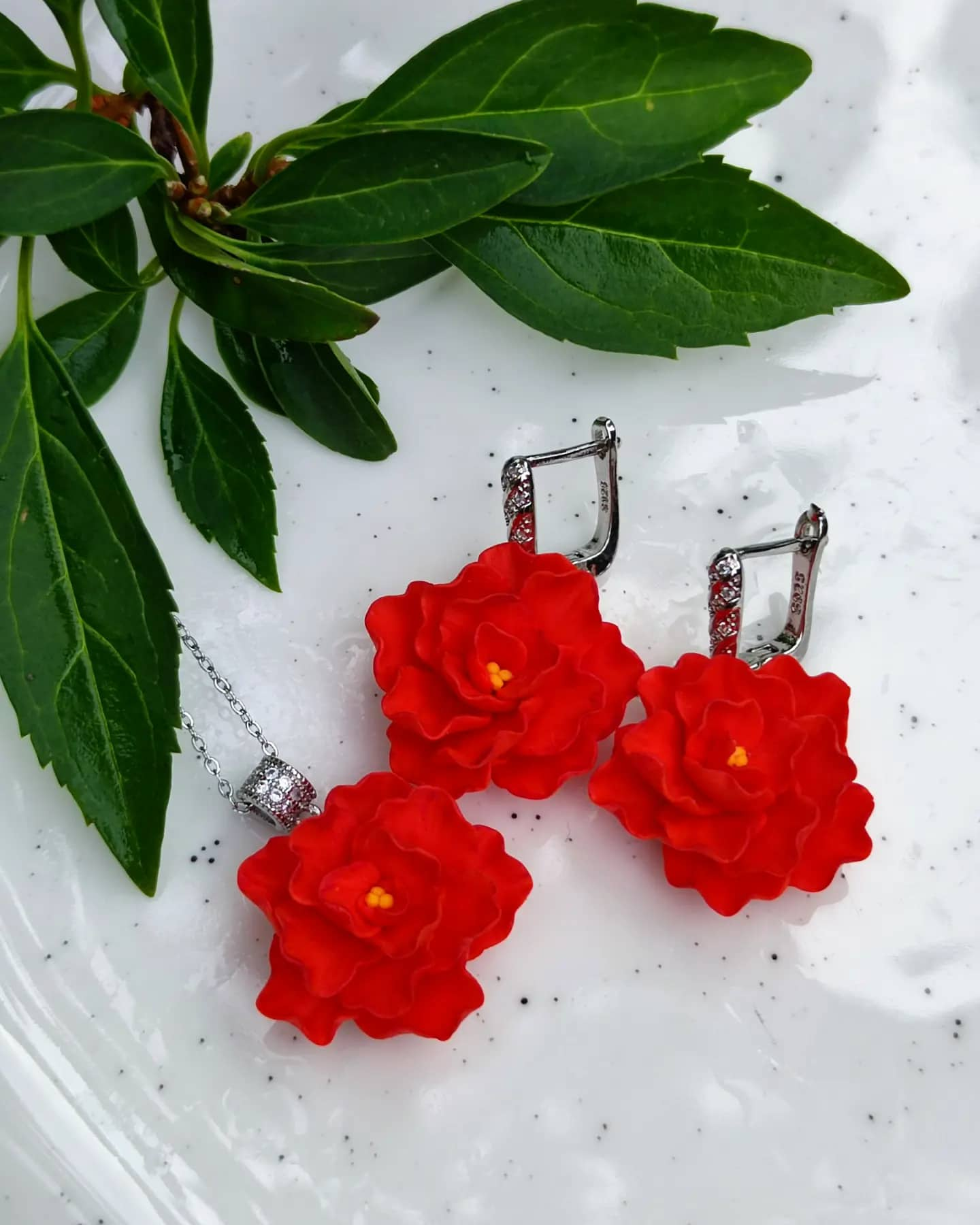 Set Red flowers