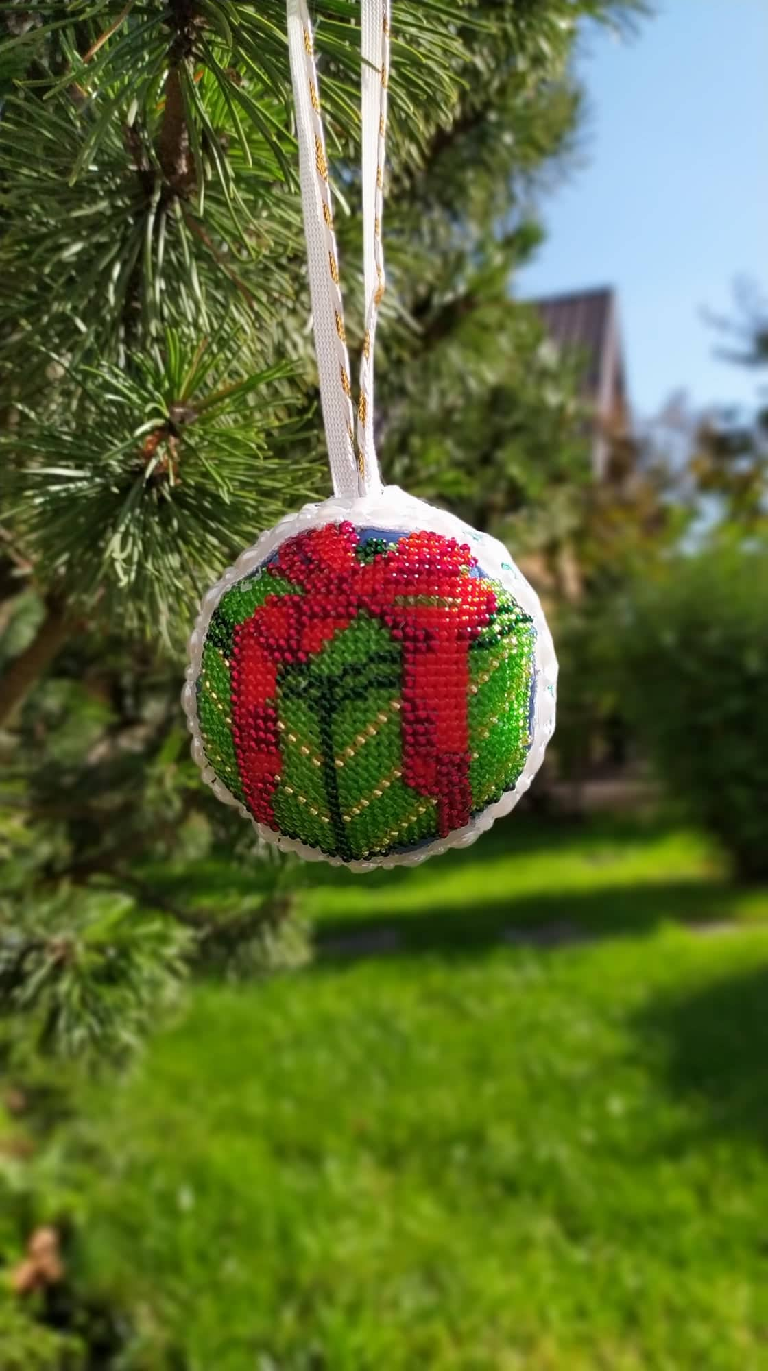 Christmas tree decoration