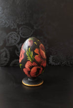 Load image into Gallery viewer, Wooden easter egg &quot;Poppy&quot;
