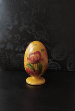 Load image into Gallery viewer, Wooden easter egg &quot;Poppys&quot;
